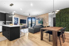 Electric - Odyssey -Top Floor West End 2 Bedroom - Nashville